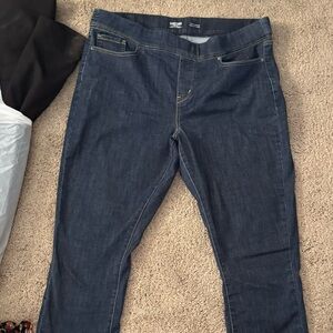 Signature by Levi Strauss Dark Blue Jeggings.